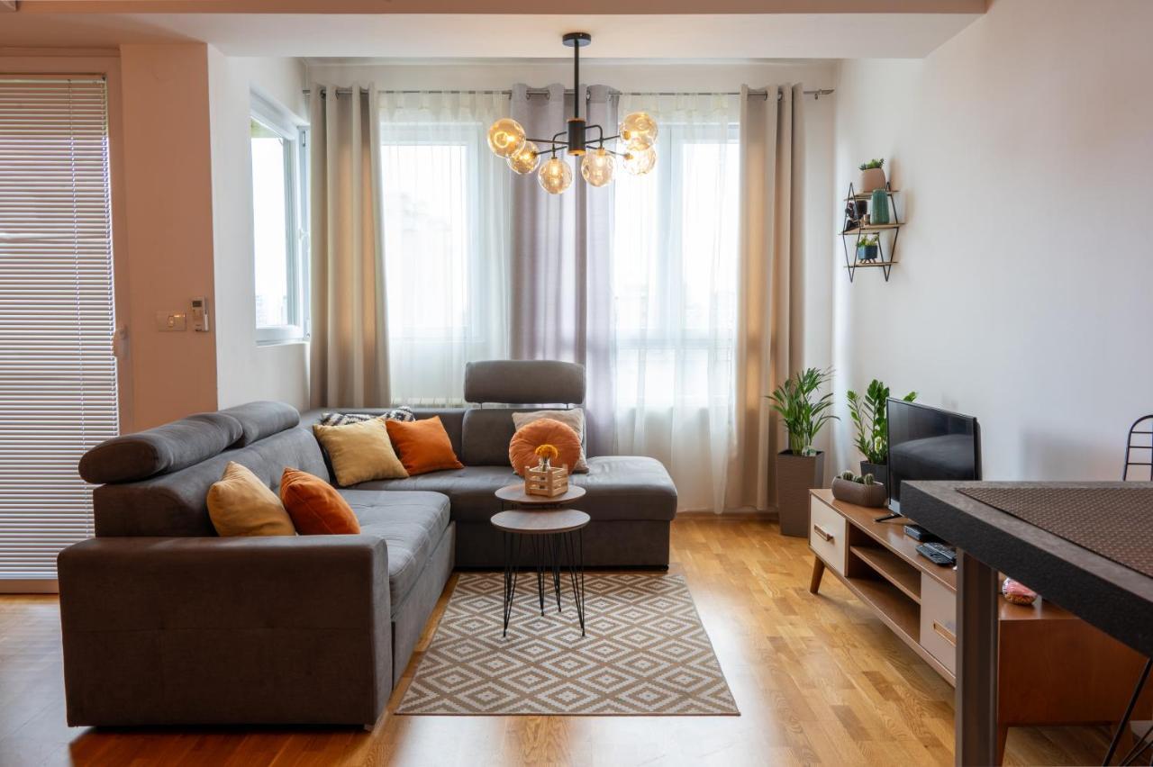 Skopje Station Apartment Buitenkant foto
